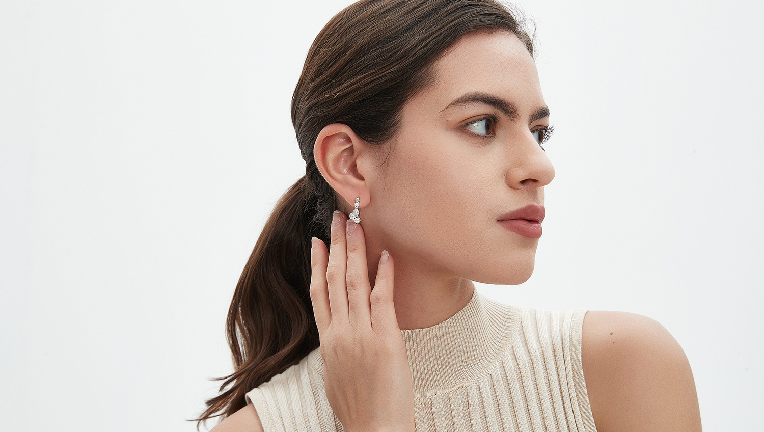 Discover the Elegance of Zircon Earrings with Sylph Jewelry