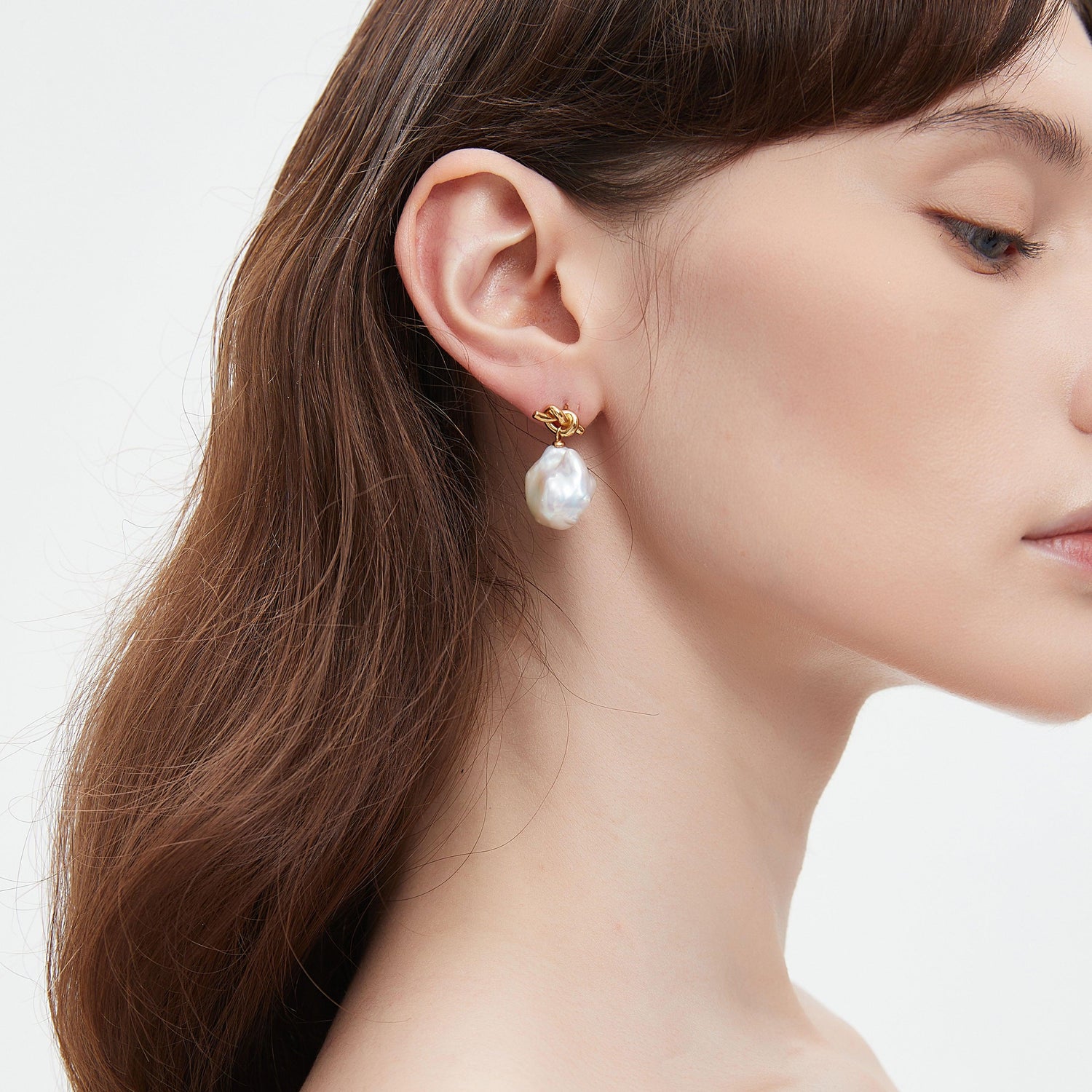 Baroque Pearl Metal Knot Earrings 5