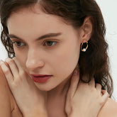 Hollow Inlaid Pearl Earrings 2