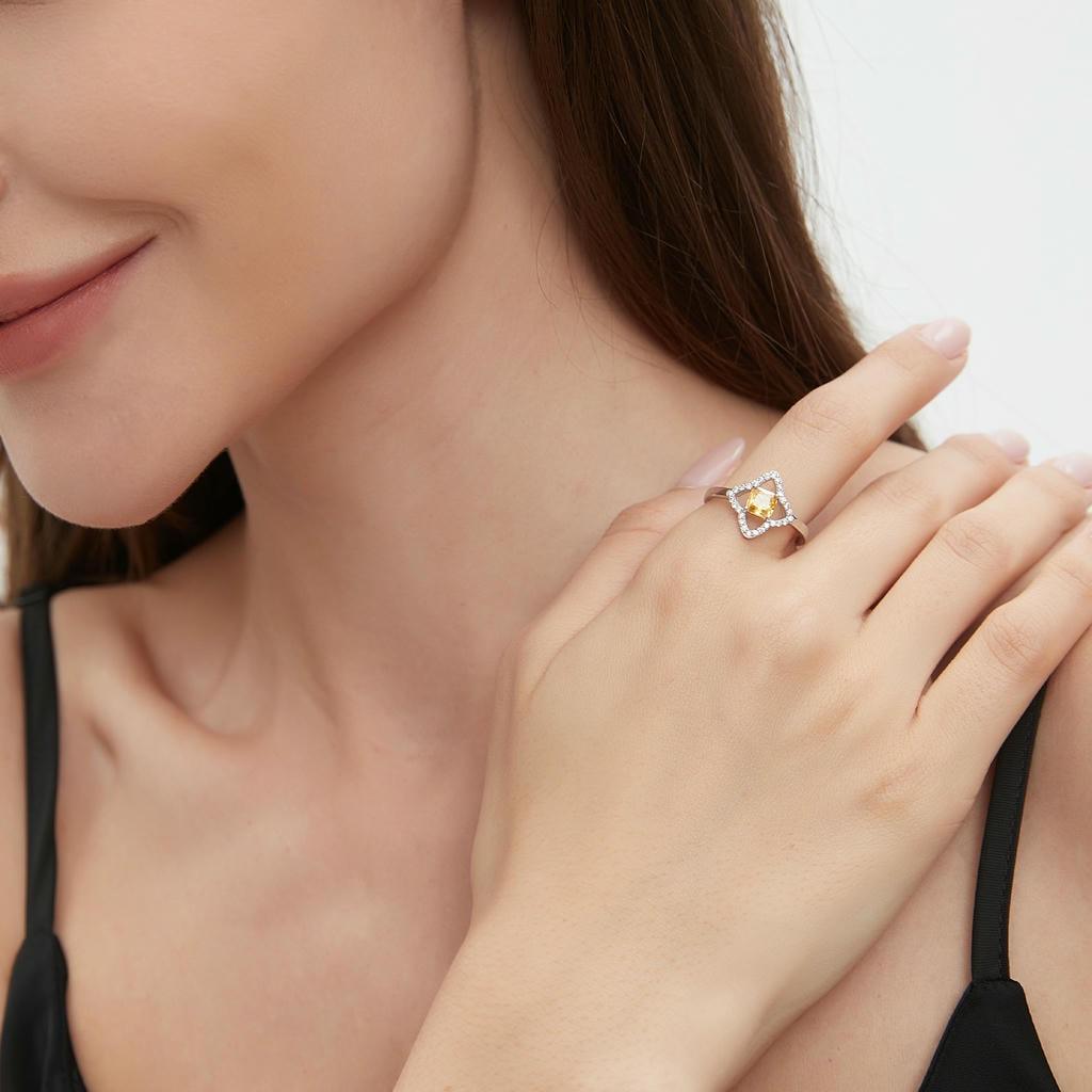 Clover Yellow Diamond Ring 5