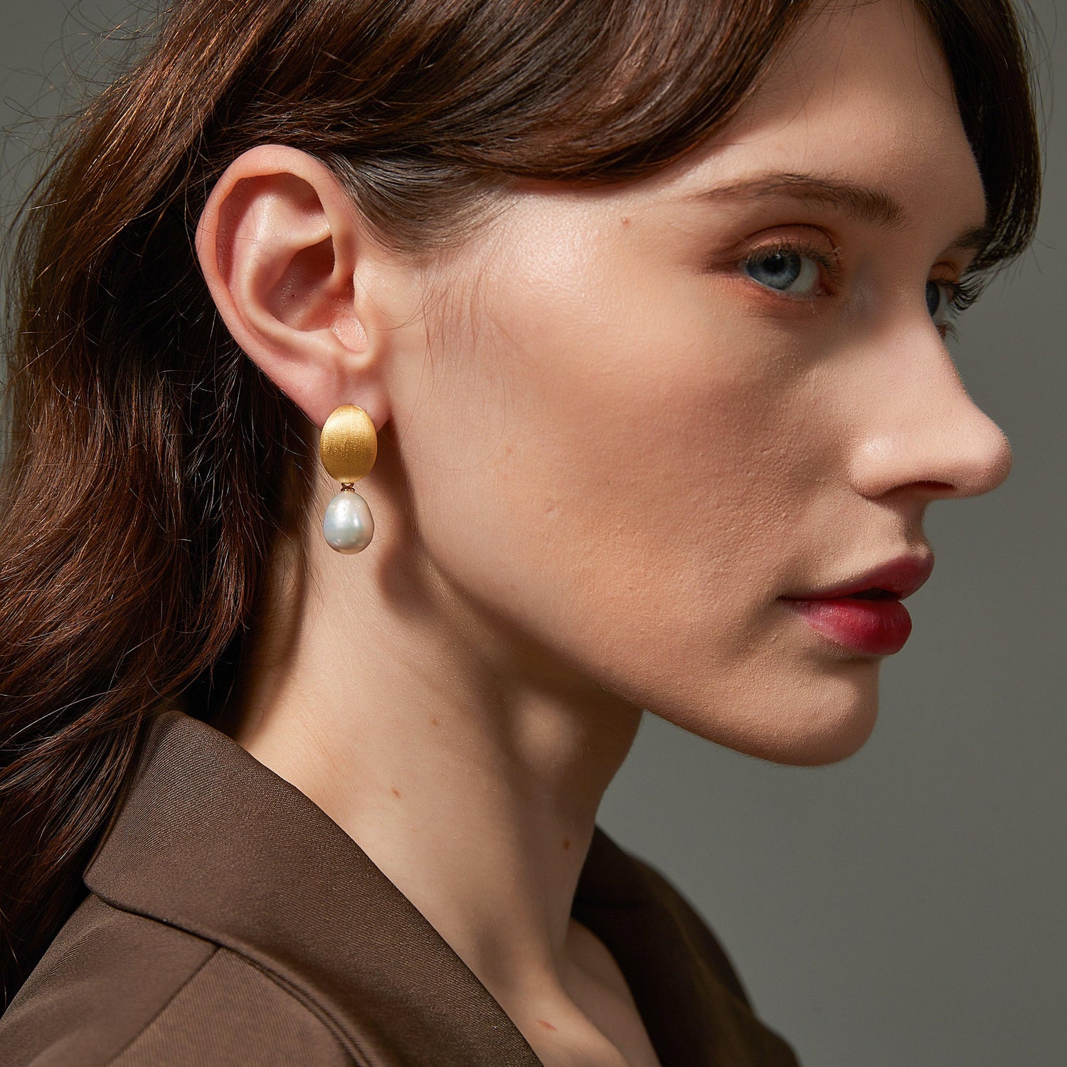 French Elegance Pearl Earrings 3