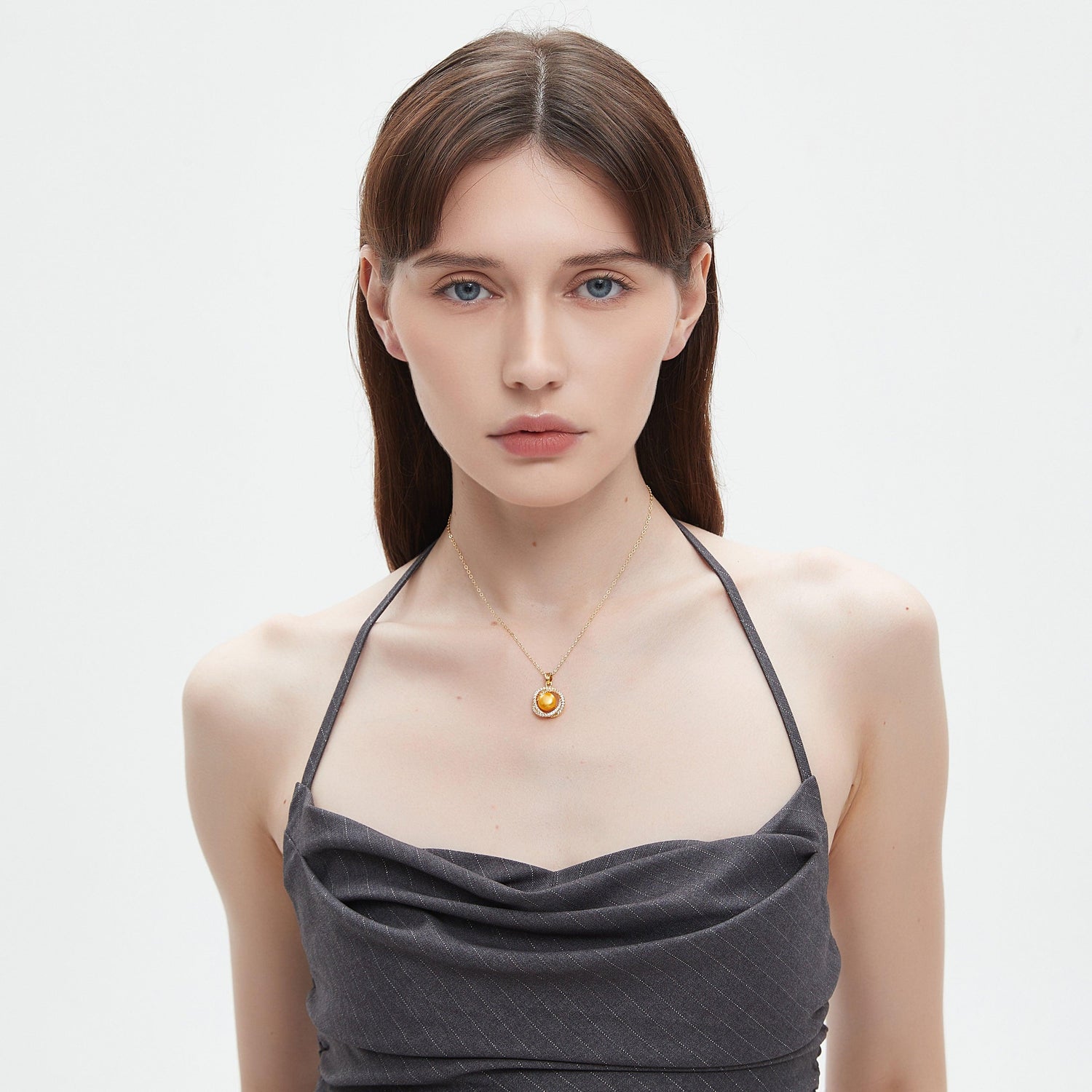 Double Loop Twist Gold Pearl Necklace 5