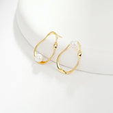 Hollow Inlaid Pearl Earrings 7