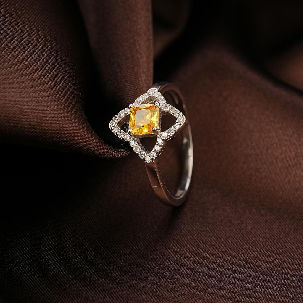 Clover Yellow Diamond Ring 6