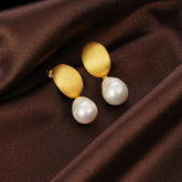 French Elegance Pearl Earrings 6