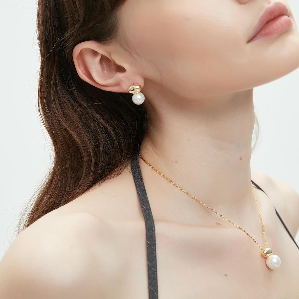 Timeless Pearl Necklace3