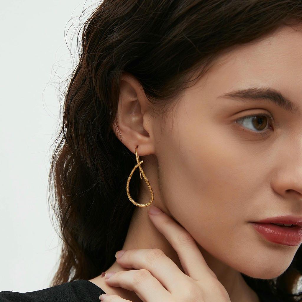 Irregular Line Simple Hollow Earrings2