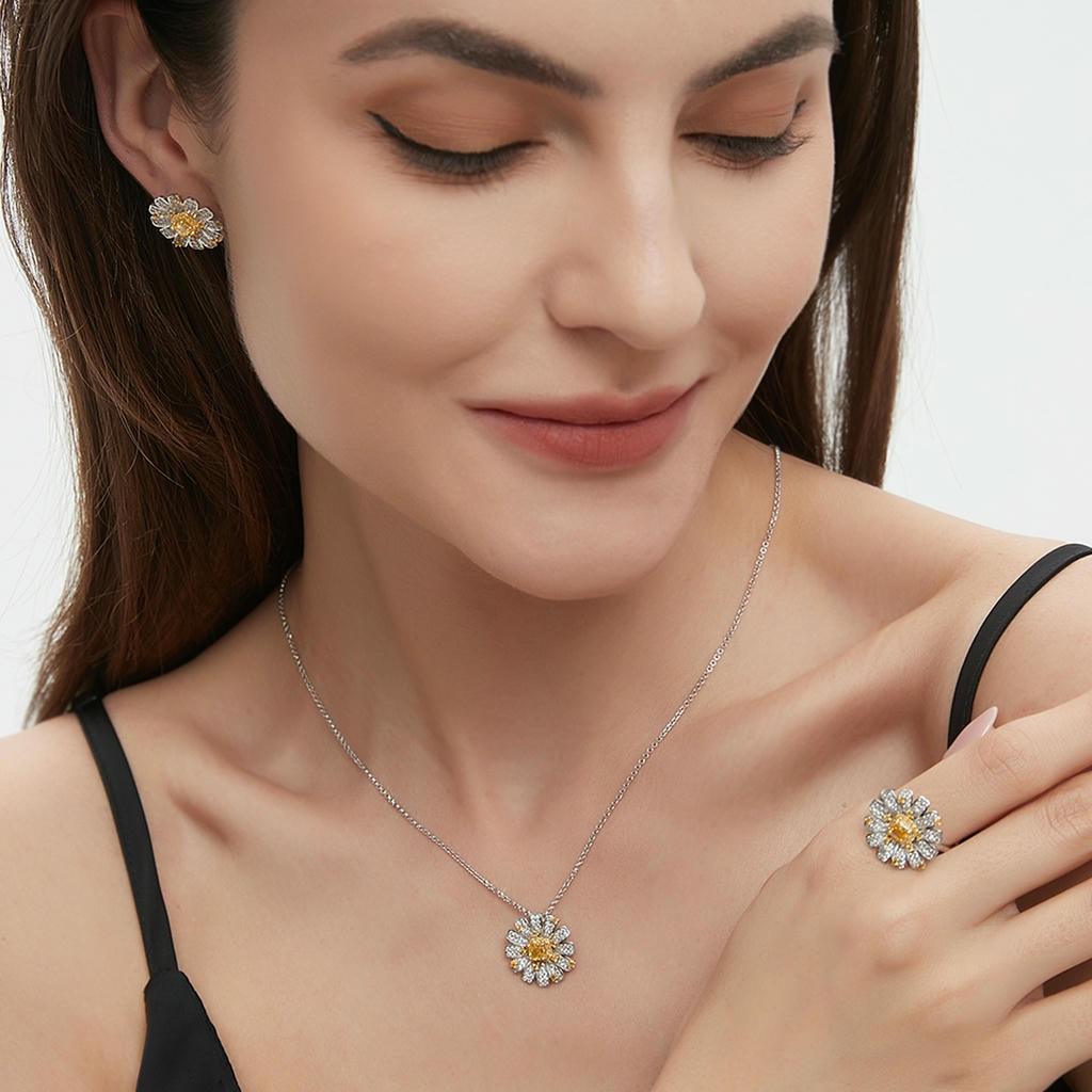 Yellow Diamond Daisy Necklace2
