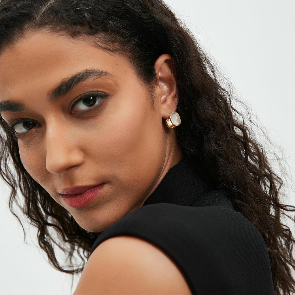 Classic White Stone Stud Earrings 2